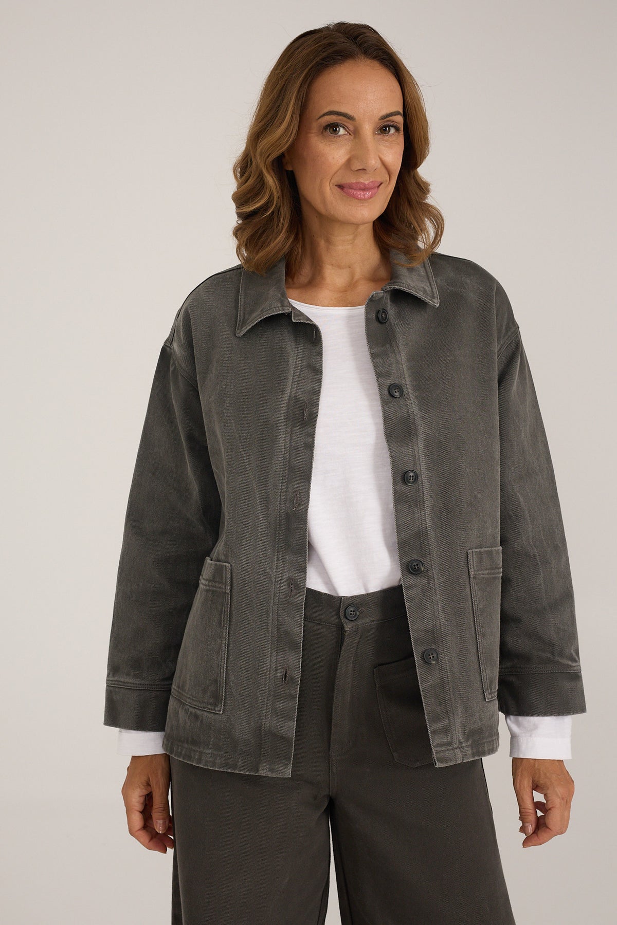 Chaqueta Piulà de sarga con bolsillos